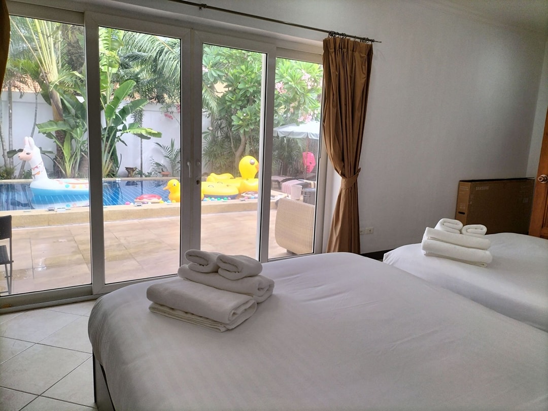 https://admin.pattayavillaresort.com/assets/4d5aa213-905a-40b4-aac5-5a7e061fc90d