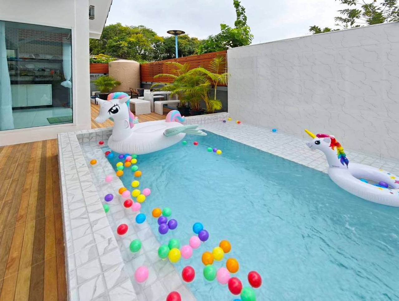 https://admin.pattayavillaresort.com/assets/5b18dbbb-d0c6-4901-911b-6c48782d5591
