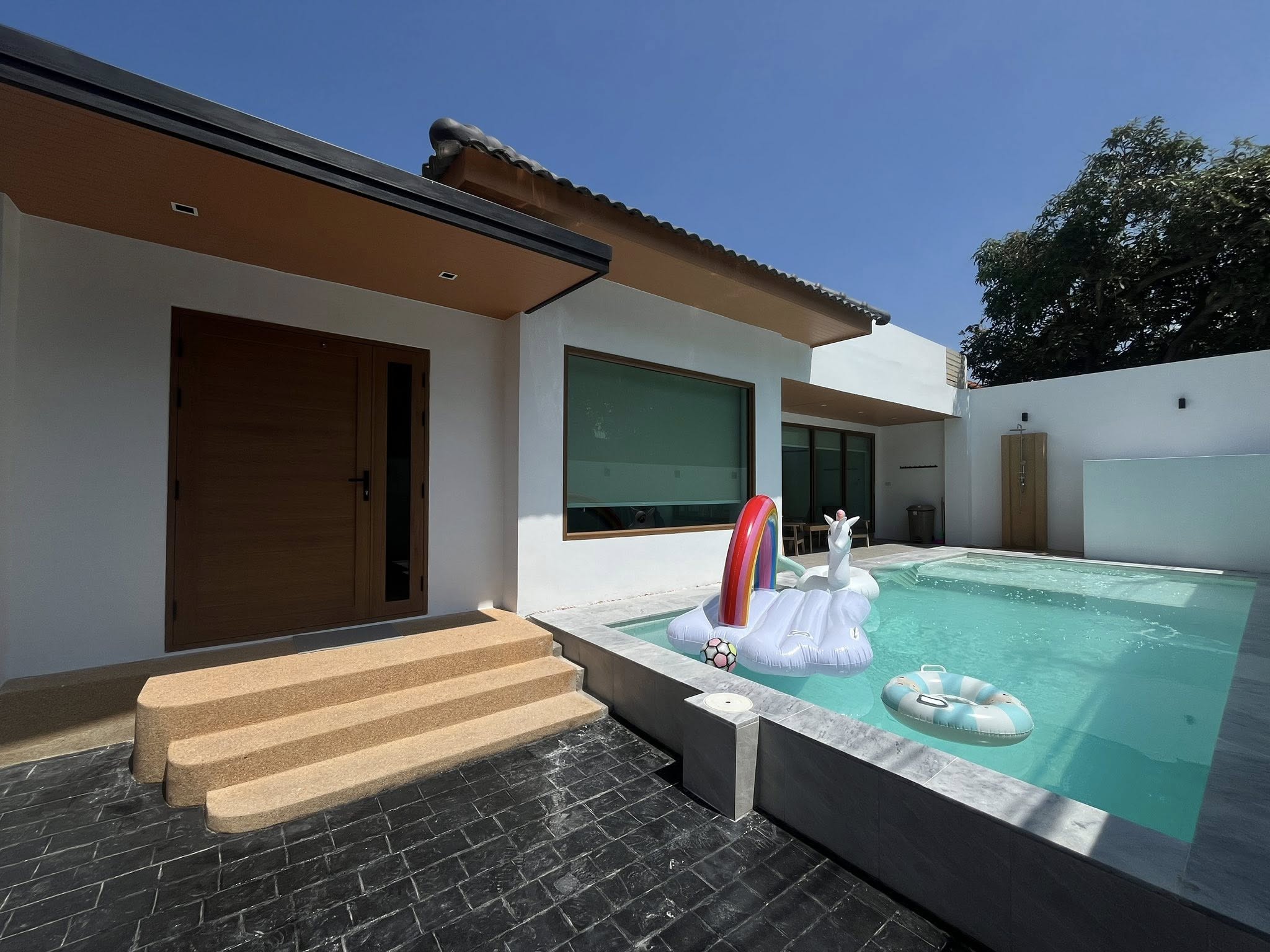 https://admin.pattayavillaresort.com/assets/80d38118-9ee4-4a71-babc-aa38e1691949