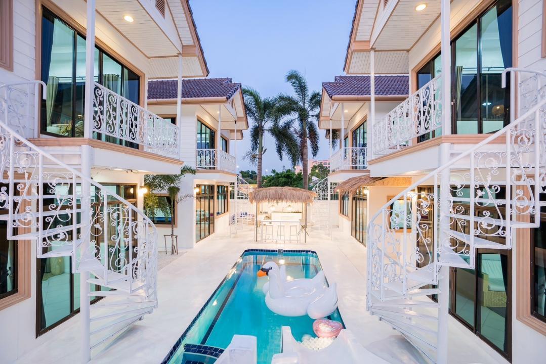https://admin.pattayavillaresort.com/assets/beeca1c2-18e6-4fd6-a27b-afc65ba0cca5